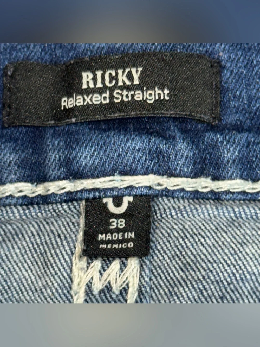 True Religion Ricky Relaxed Straight Jeans – Men’s Size 38 Y09